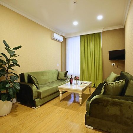 Rusel Hotel Баку Екстер'єр фото