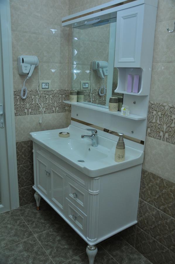 Rusel Hotel Баку Екстер'єр фото
