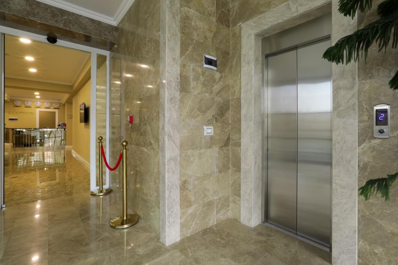 Rusel Hotel Баку Екстер'єр фото