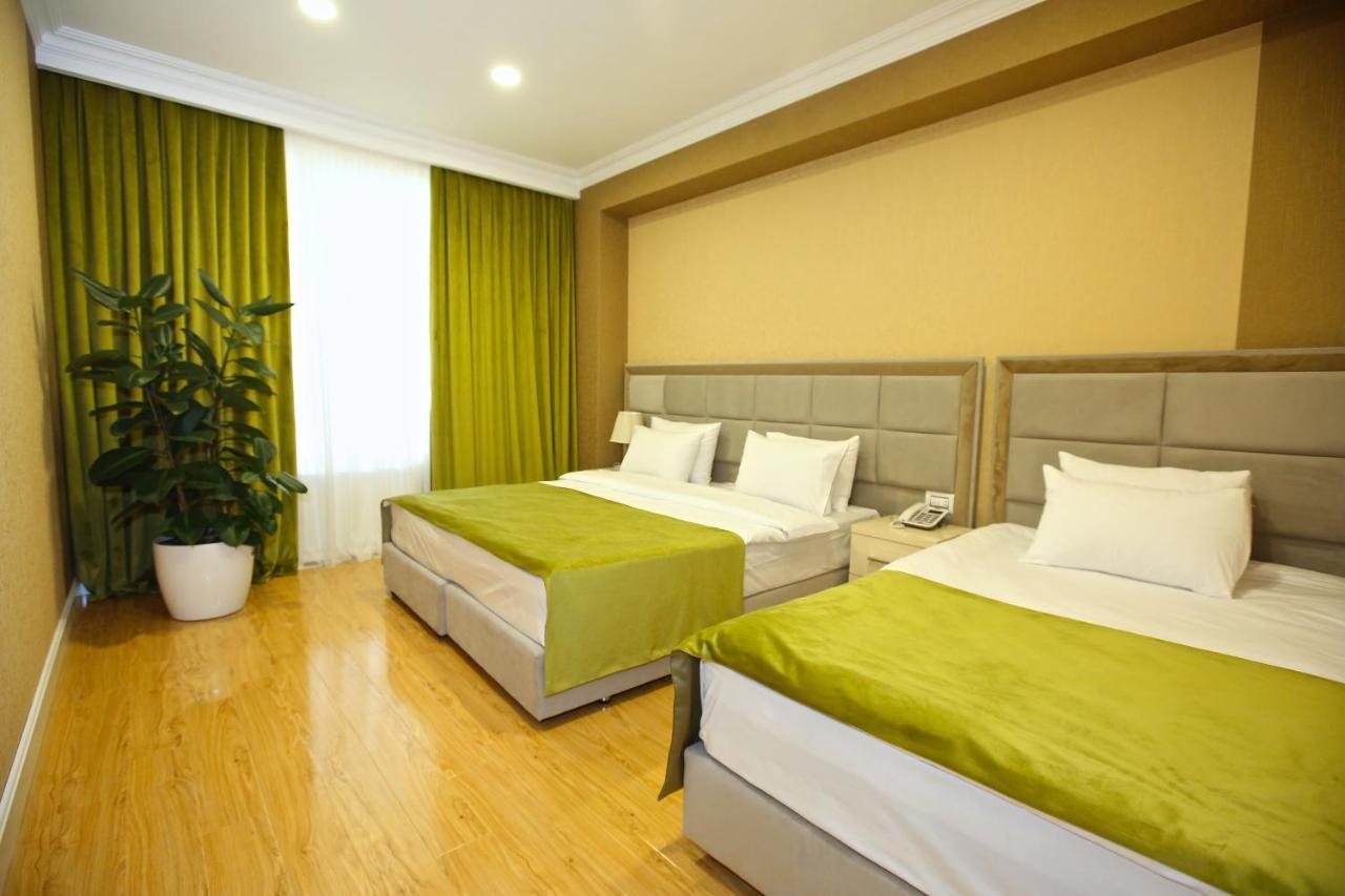Rusel Hotel Баку Екстер'єр фото